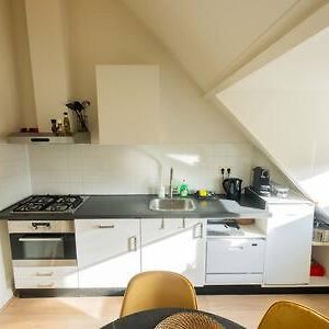Peaceful 2 Bedroom Apartment - Ts307B